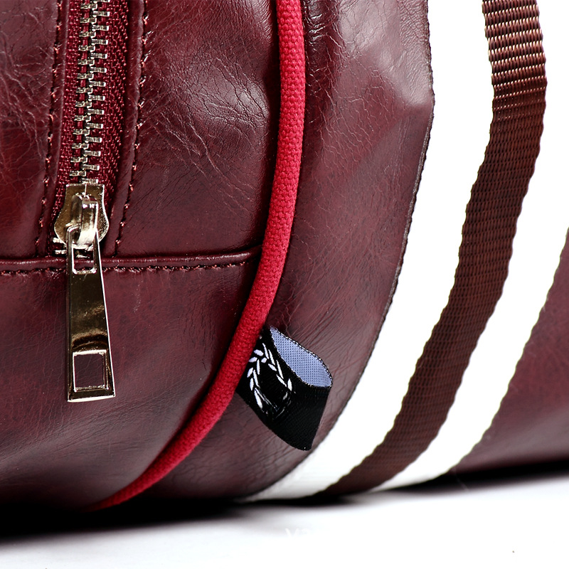 2025 New Shoulder Crossbody Bag Travel Sports Men's Fitness Handheld Training Bag_voghion.com